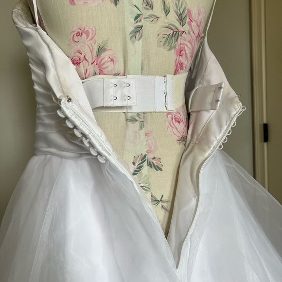 Disney Fairytale Wedding Dress - Picture 11 of 16